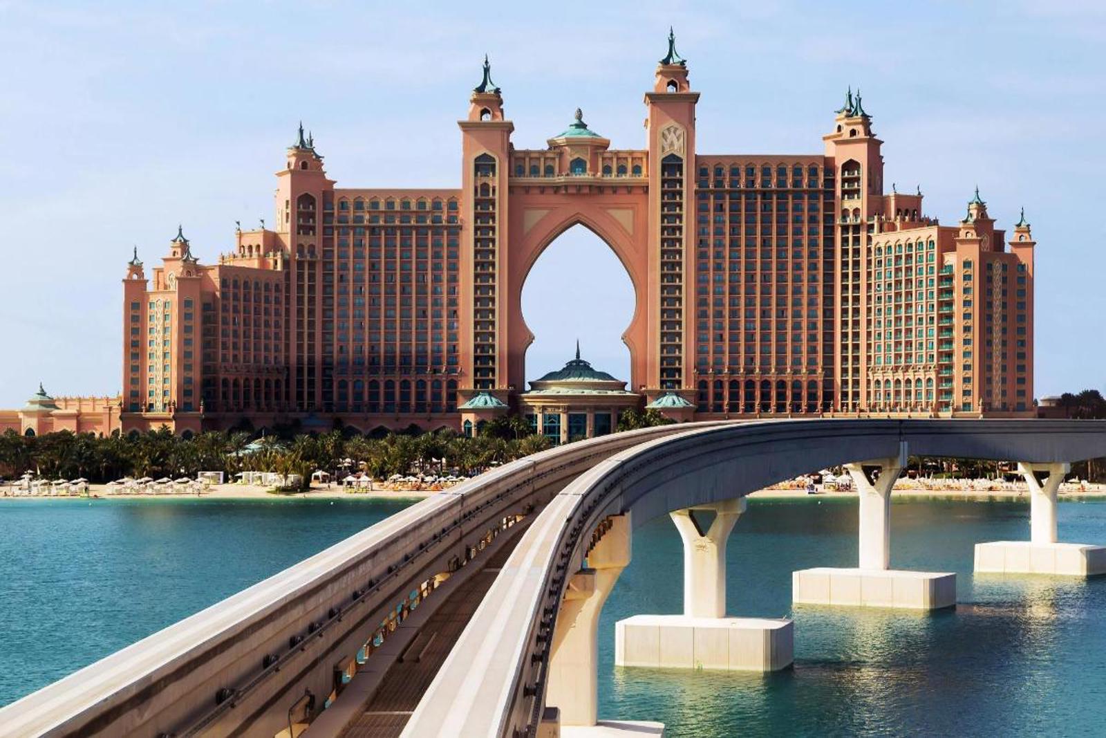 Antalya'dan 6 Kal 3 Öde Dubai Turu